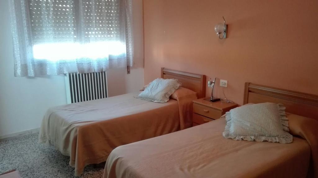 Hostal Terraferma Algerri Екстериор снимка